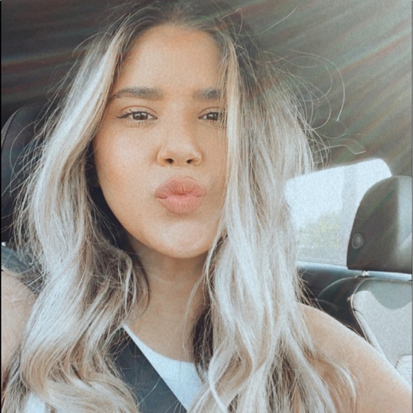ashleyrebeka